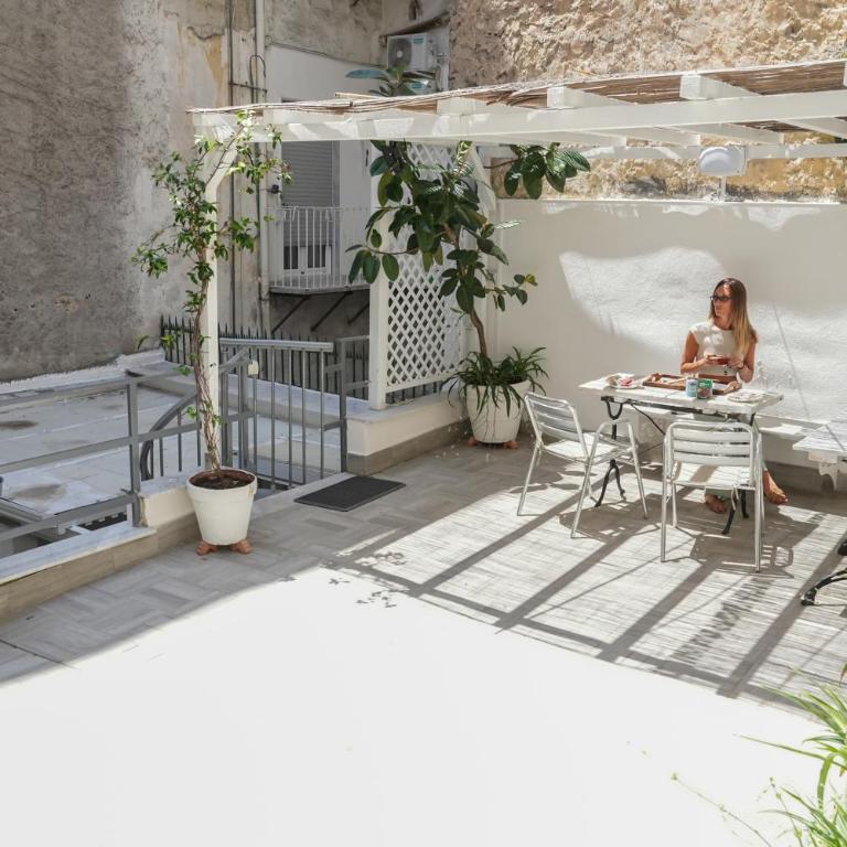 Tribunali apartments - Queen Studio - 16