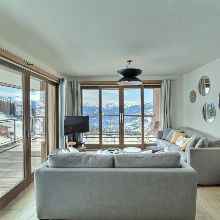 ARC 1600, Résidence Premium LE RIDGE, Appartement 10 personnes Vue Montagne,Ski aux pieds - Sauna, Hammam, Piscine intérieure chauffée, Salle de sport & fitness - Apartment mit 4 Schlafzimmern und einem Balkon - 4