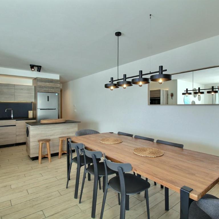 ARC 1600, Résidence Premium LE RIDGE, Appartement 10 personnes Vue Montagne,Ski aux pieds - Sauna, Hammam, Piscine intérieure chauffée, Salle de sport & fitness - Apartment mit 4 Schlafzimmern und einem Balkon - 18