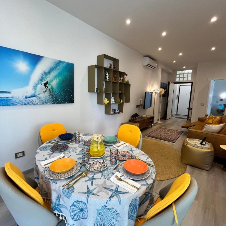 Suite Beach Apartments Cagliari - Deluxe Two-Bedroom Apartment with Garden View - 20