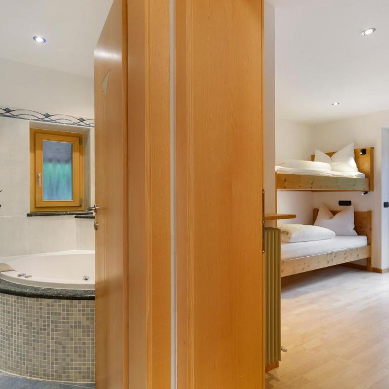 Altebnerhof Leifers - Appartamento Deluxe con 2 Camere da Letto e Vista Giardino - 29