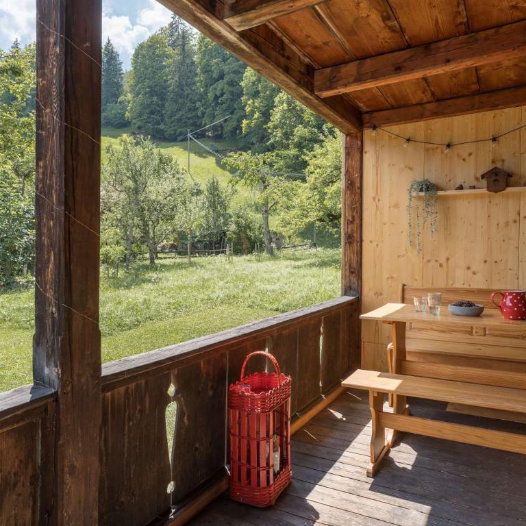 Mountain View Chalet near Lauterbrunnen and Parking - Apartment - 14