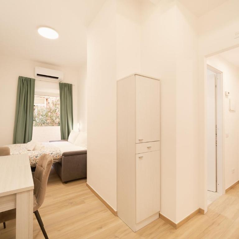 Bee First Guest House Roma - Camera Matrimoniale con Bagno Privato - 8