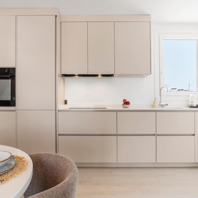 2BR Penthouse with Spacious Terrace - Apartment mit 2 Schlafzimmern und Terrasse - 4