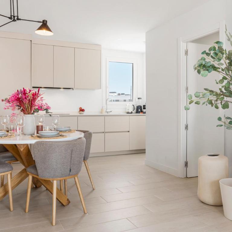 2BR Penthouse with Spacious Terrace - Apartment mit 2 Schlafzimmern und Terrasse - 17