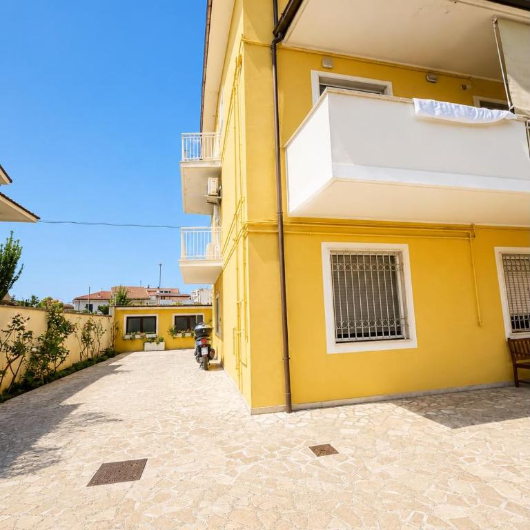 Camelia house - Appartamento con 3 Camere da Letto - 2