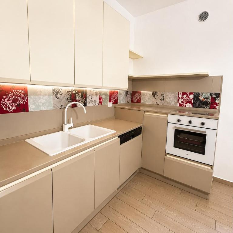 Camelia house - Appartamento con 3 Camere da Letto - 32