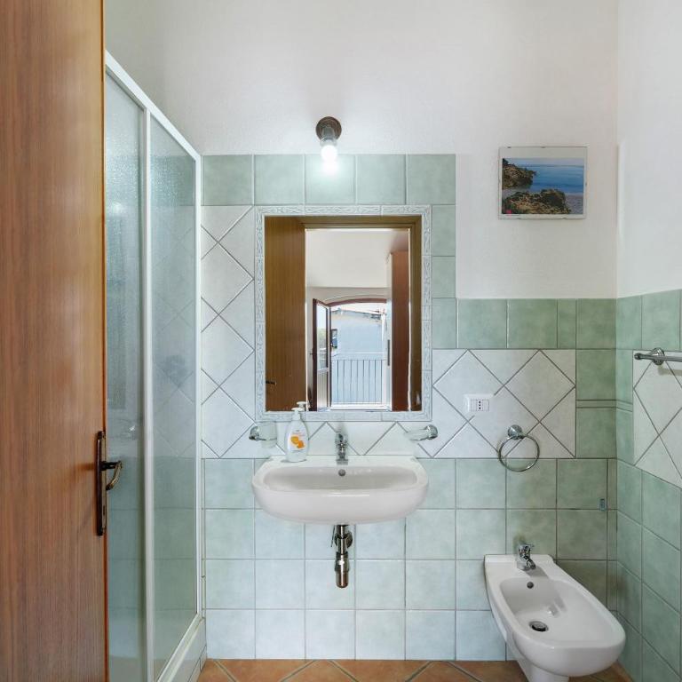 Nurache - Standard Queen Room - 6