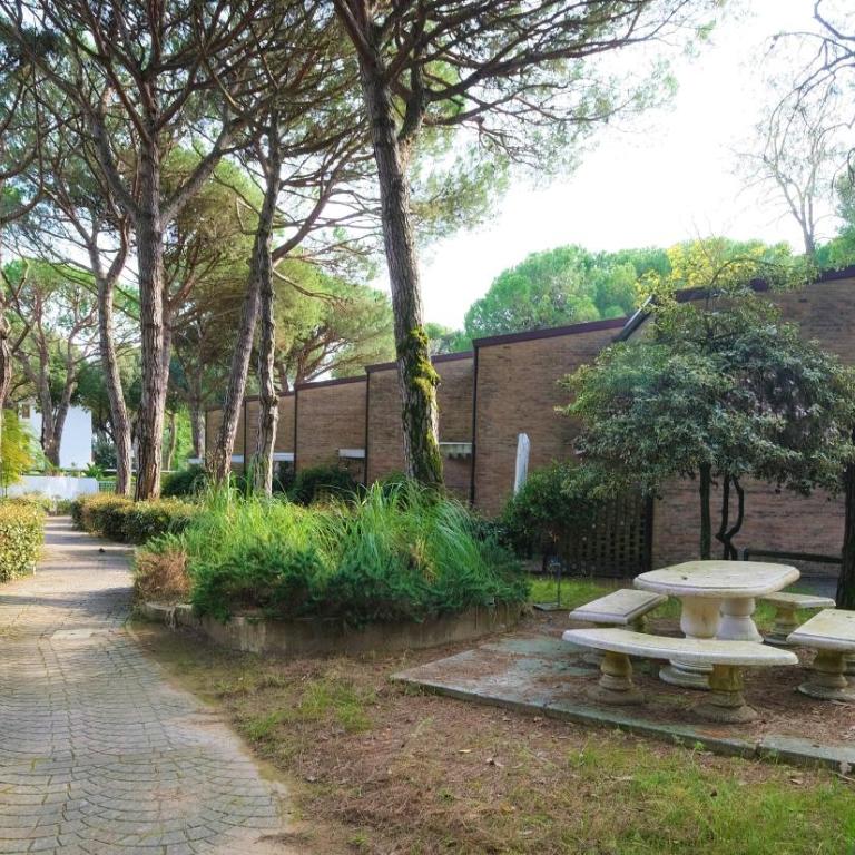 Villetta Pineta con piscina Family Apartment - Appartamento con 2 Camere da Letto - 33