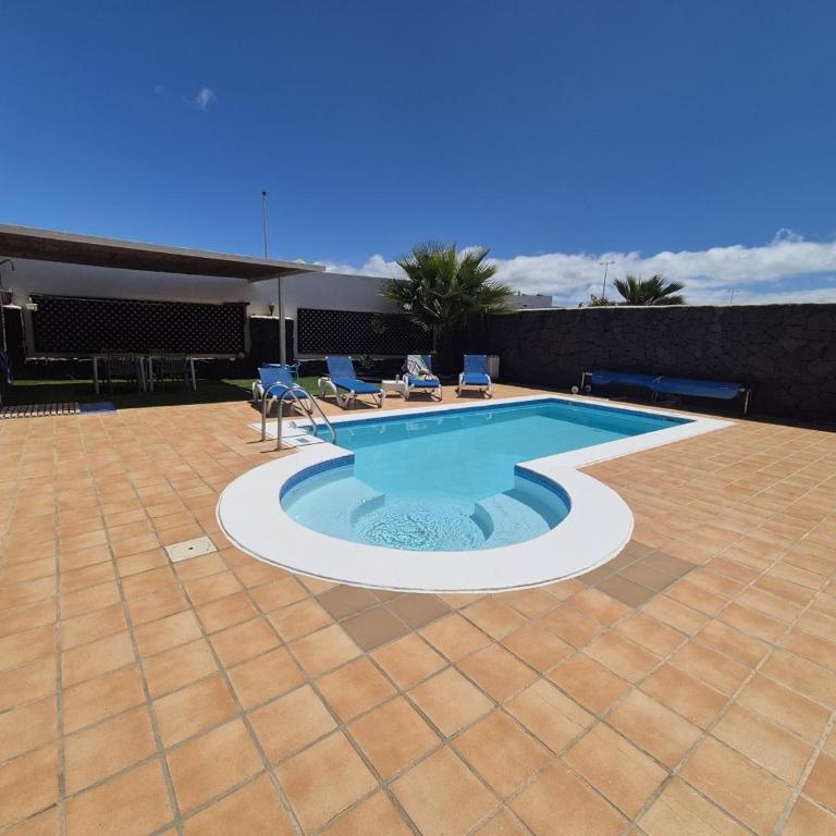 Villa Adel, Oasis de paz con piscina climatizada - Villa - 7