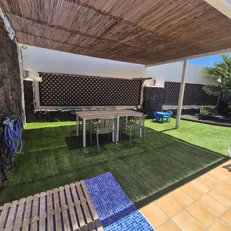 Villa Adel, Oasis de paz con piscina climatizada - Villa - 8