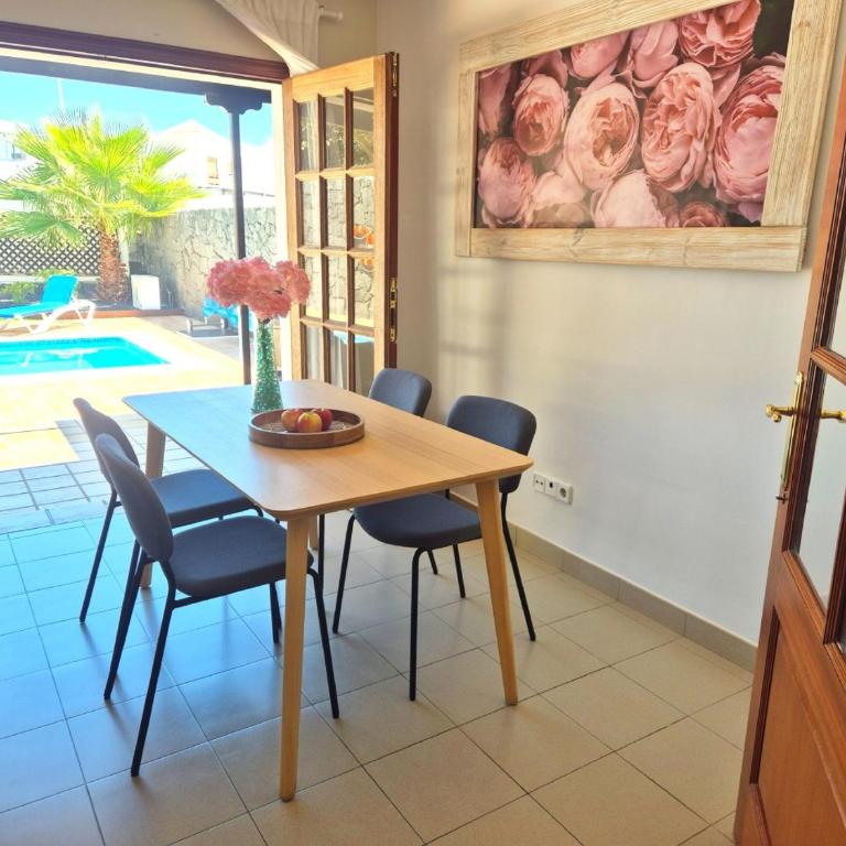 Villa Adel, Oasis de paz con piscina climatizada - Villa - 22