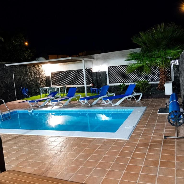 Villa Adel, Oasis de paz con piscina climatizada - Villa - 53