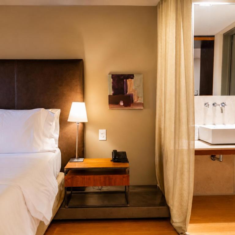 Esplendor by Wyndham El Calafate - Habitación con vistas a la montaña y cama grande - 8