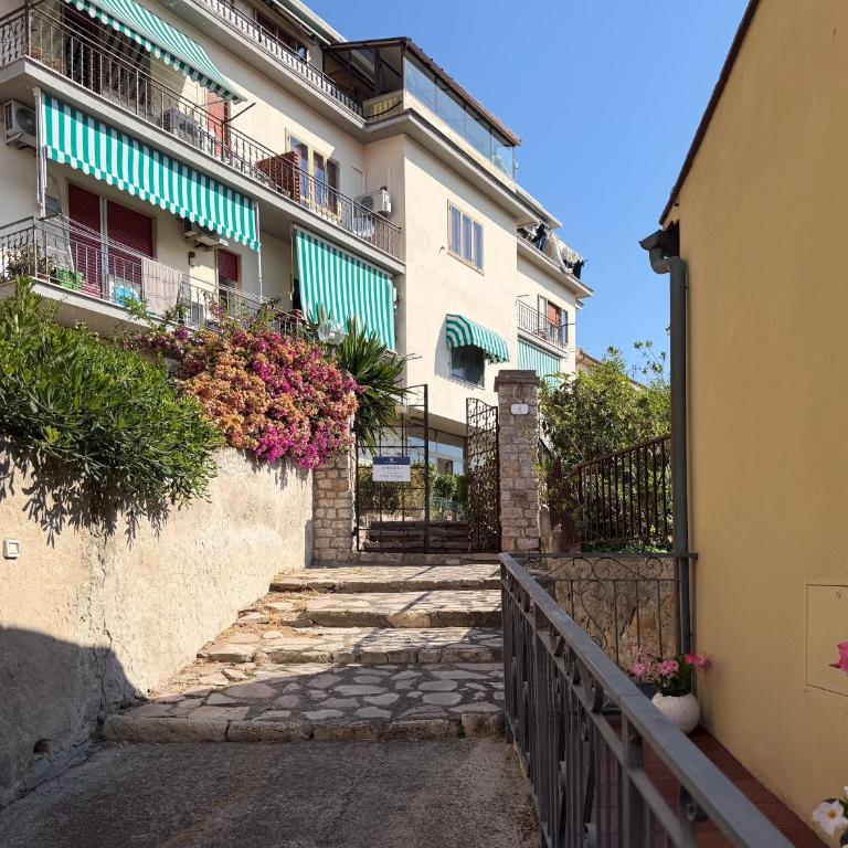 Casetta Azzurra - HelloElba - Two-Bedroom Family Apartment - 1