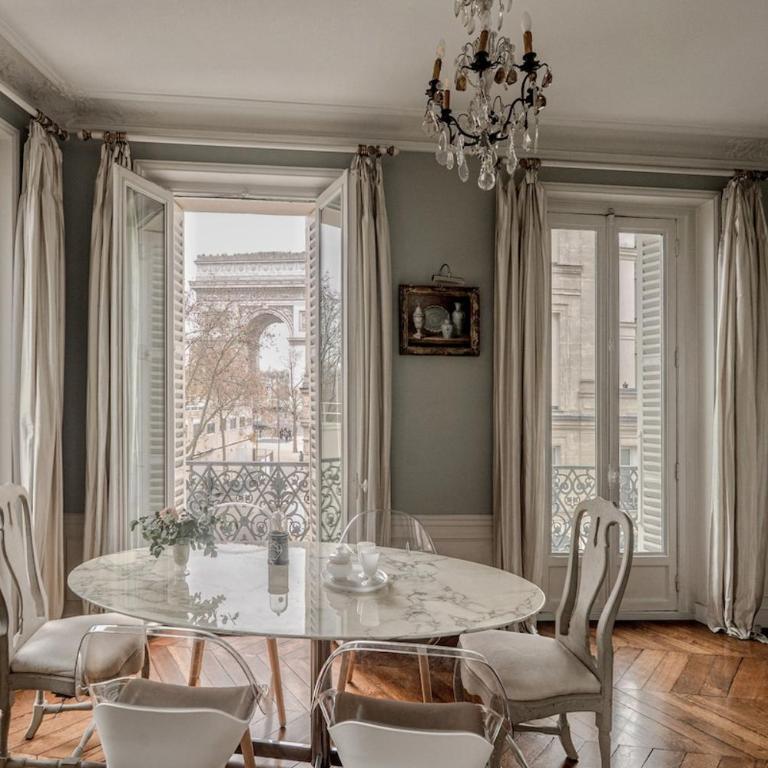AC 3bds with arc de triomphe - Three-Bedroom Apartment - 2