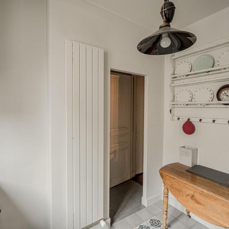 AC 3bds with arc de triomphe - Three-Bedroom Apartment - 5