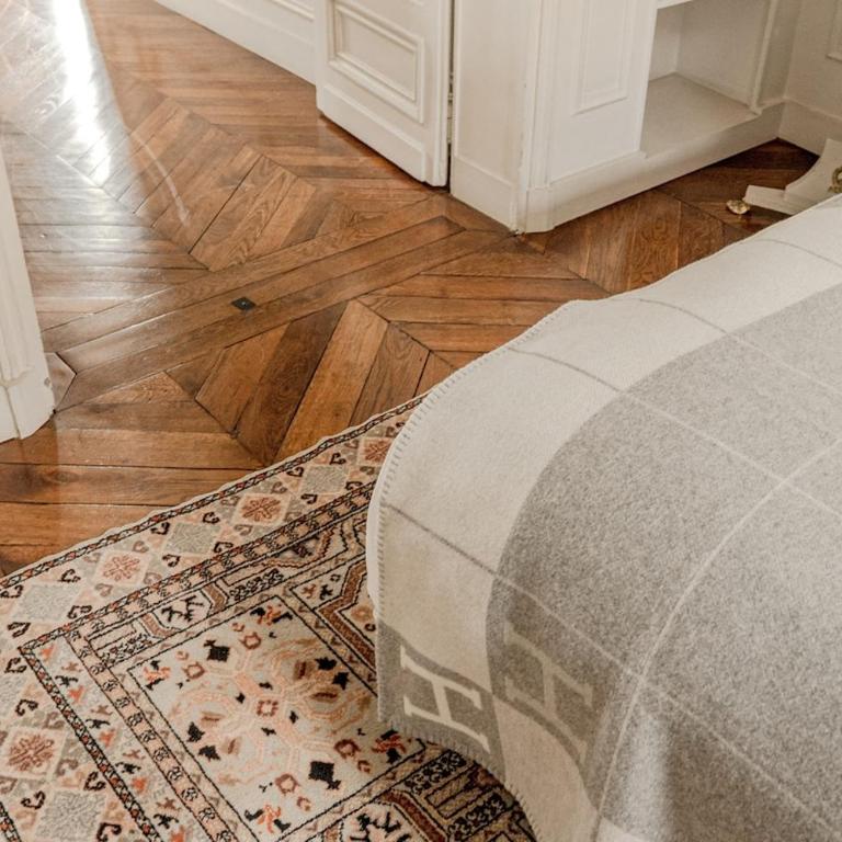 AC 3bds with arc de triomphe - Three-Bedroom Apartment - 19