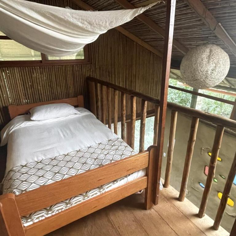 Chirapa Manta Amazon Lodge - Twin Room with Private Bathroom - 7