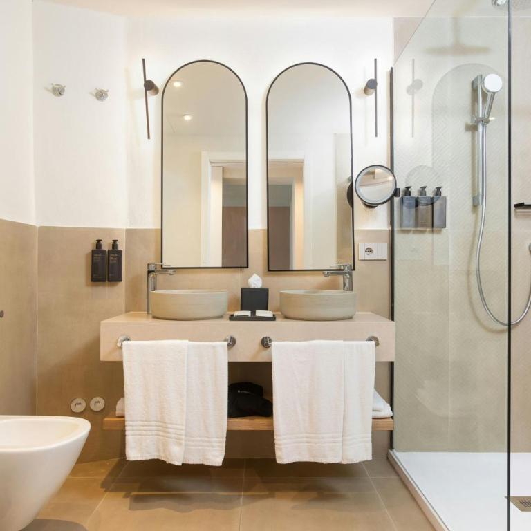 Mangia’s Sardinia Resort, Autograph Collection - Suite familiare con 1 letto king-size e 2 letti singoli - Vista mare - 9