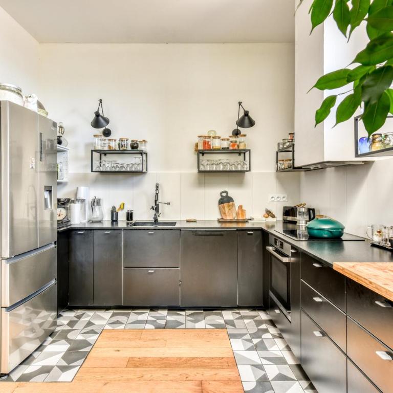 Les jardins des arceaux - Premiere conciergerie - Appartement - Vue sur Jardin - 17