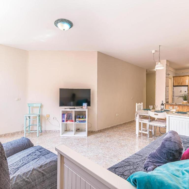 Alquilaencanarias Medano Delfines - Apartamento Deluxe de 2 dormitorios con balcón - 12