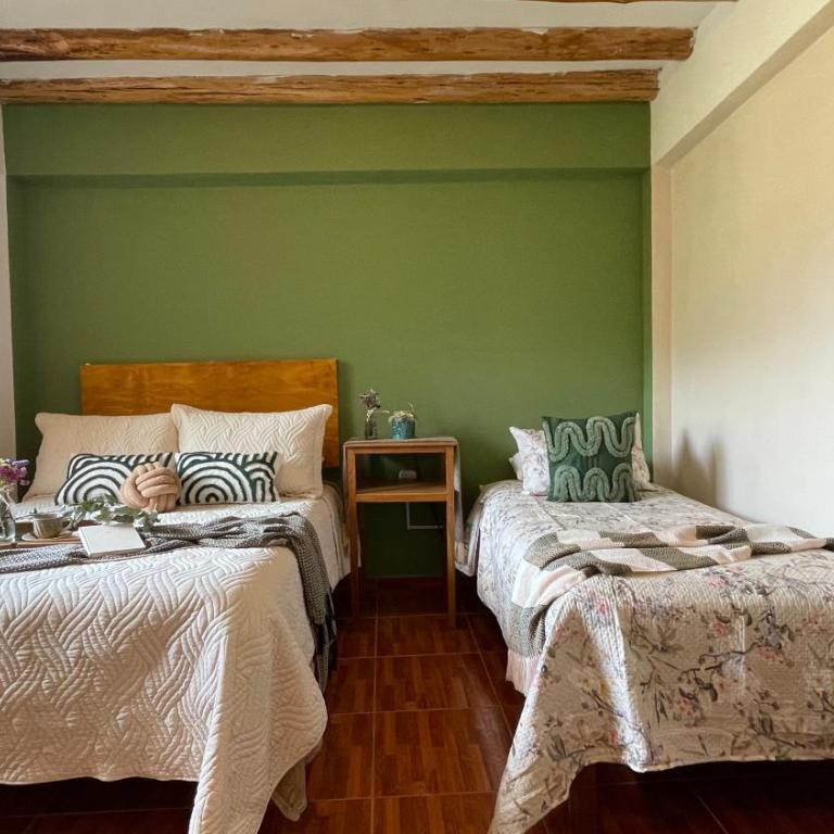 Casa Paqocha Urubamba - Hotel & Garden - Shared Kitchen & Hot Water - Double or Twin Room with Garden View - 13