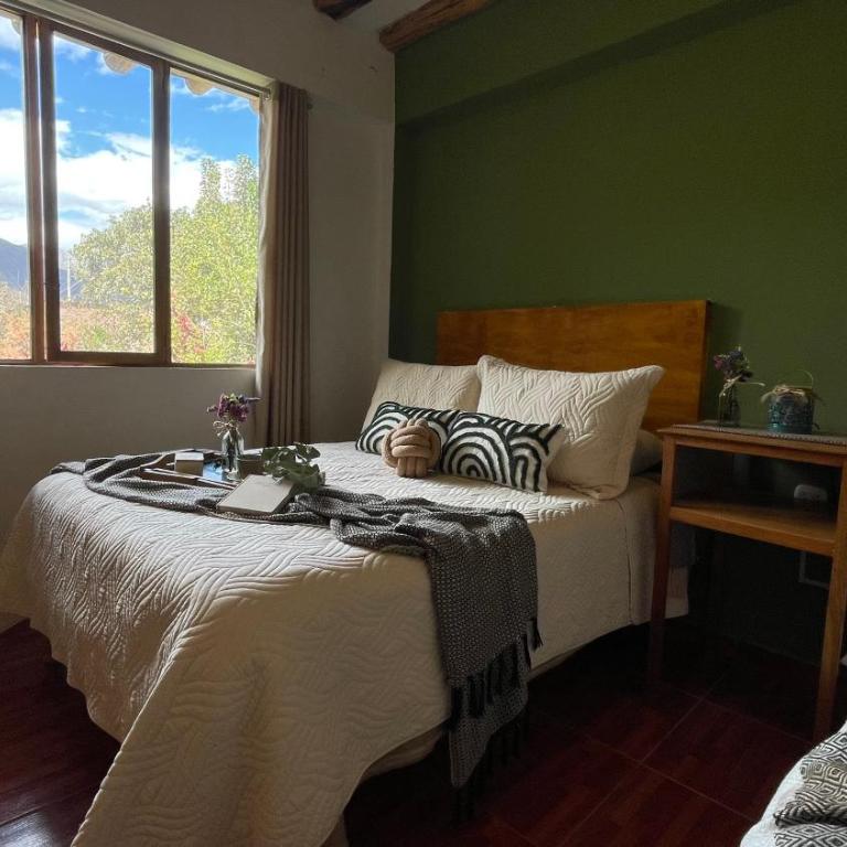 Casa Paqocha Urubamba - Hotel & Garden - Shared Kitchen & Hot Water - Double or Twin Room with Garden View - 8