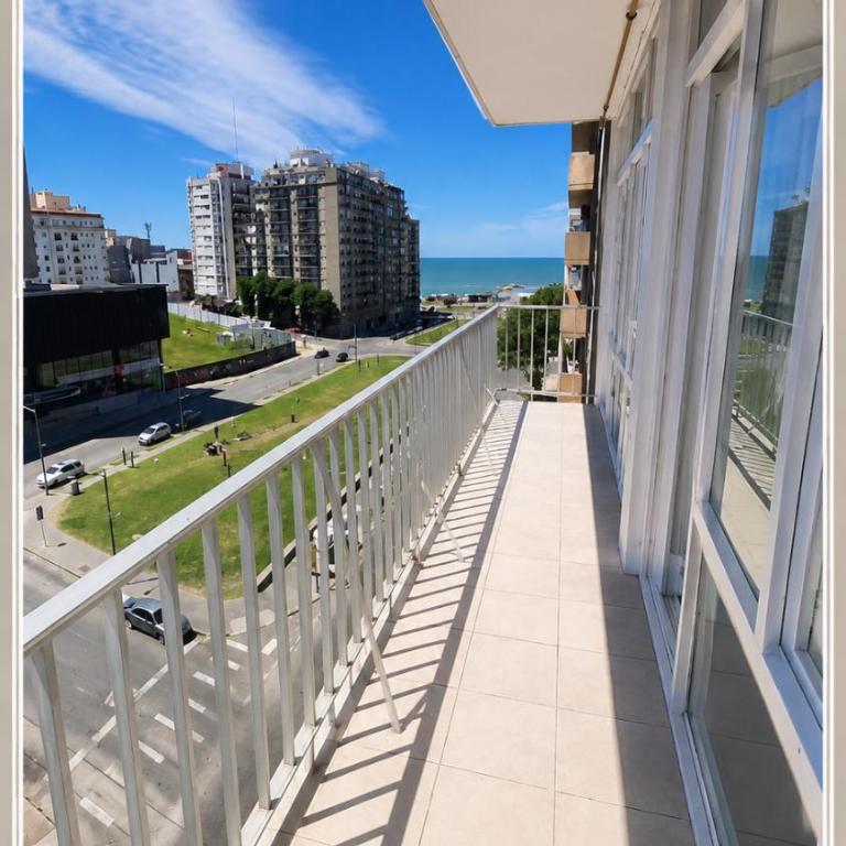 Alojamiento Departamento en Mar del Plata en la costa con vista al mar - Apartamento - 5