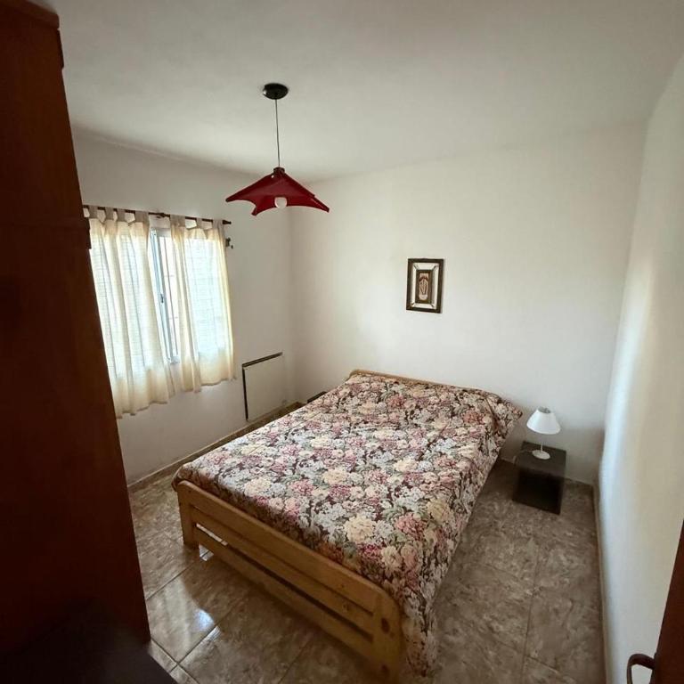 Departamento planta baja a metros del mar, el muelle y el centro - Apartamento de 2 dormitorios - 2