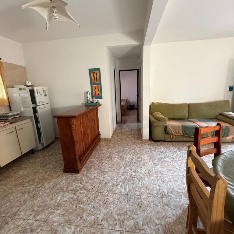 Departamento planta baja a metros del mar, el muelle y el centro - Apartamento de 2 dormitorios - 4