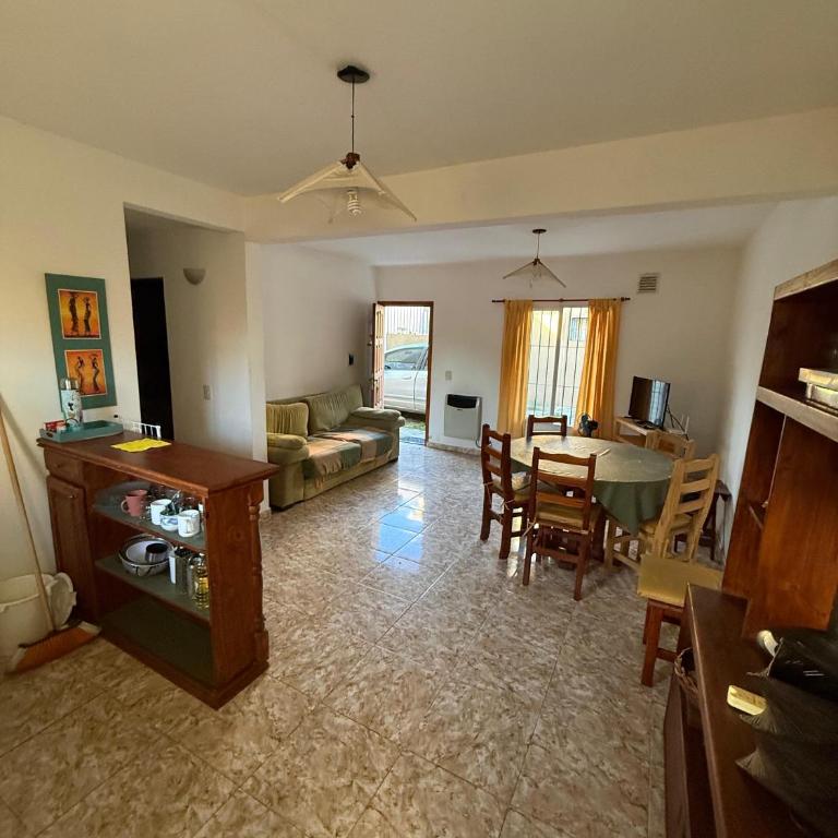 Departamento planta baja a metros del mar, el muelle y el centro - Apartamento de 2 dormitorios - 5