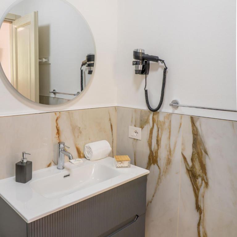Casa Vacanze L'Albergheria - Doppelzimmer mit eigenem Bad - 6