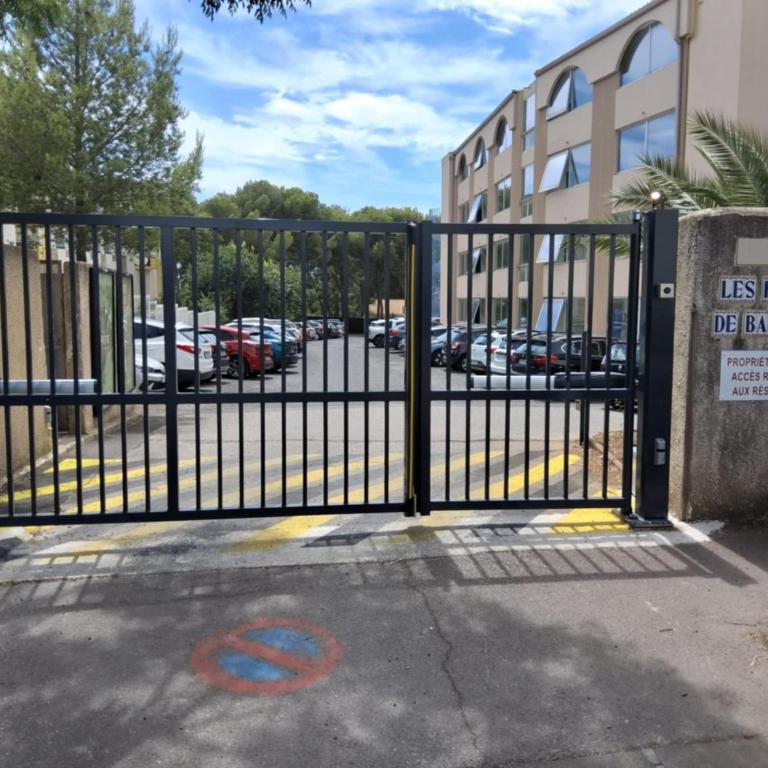 Studio avec climatisation, piscine, PMR Balaruc-les-Bains - Studio - Vue sur Piscine - 18