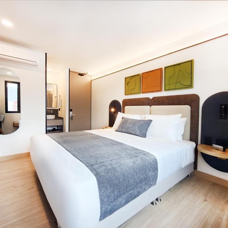 Blues Suites Laureles - Superior Suite - 4