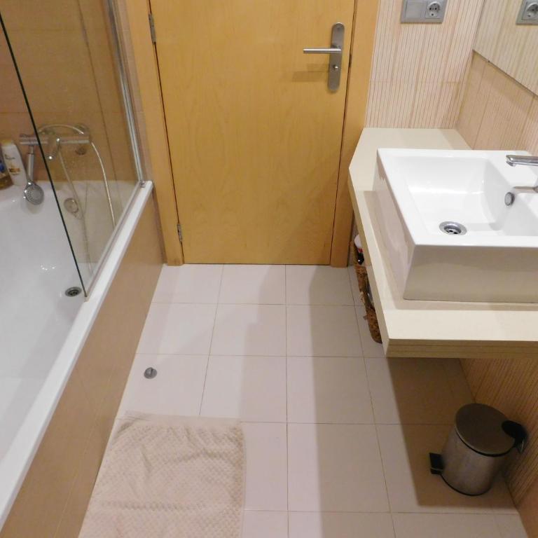 GMID IMMO A-245 Tirso Molina - Apartamento de 3 dormitorios - 53