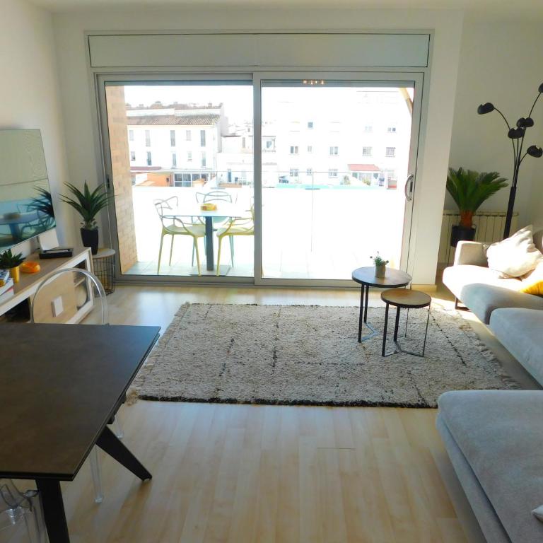 GMID IMMO A-245 Tirso Molina - Apartamento de 3 dormitorios - 54