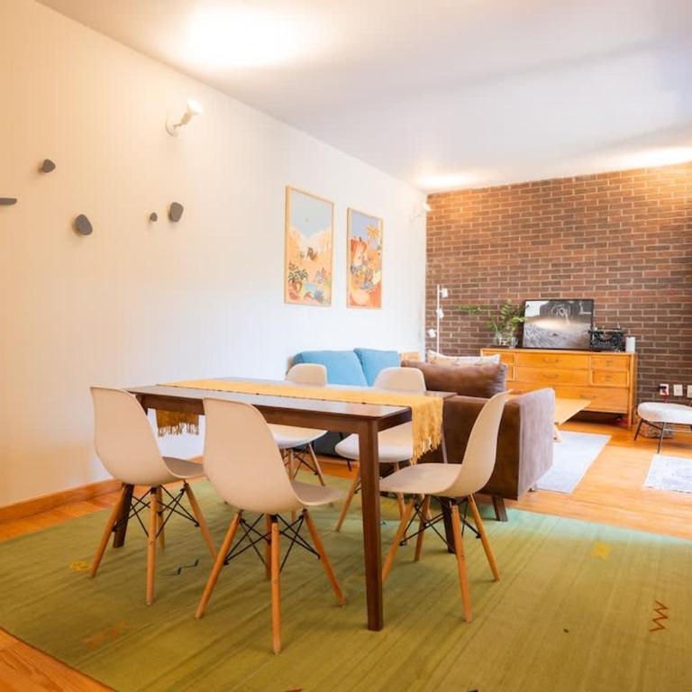 Bright 2BR condo with Stunning Patio in Escandon - Apartment - 3