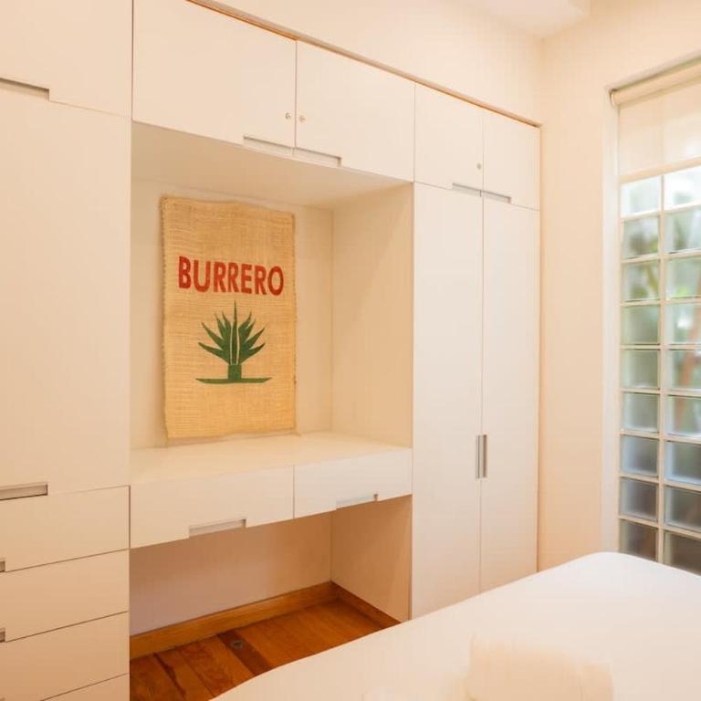 Bright 2BR condo with Stunning Patio in Escandon - Apartment - 30