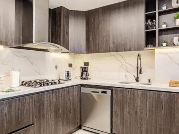Apartamento Duplex con terraza, jacuzzi y minigolf, Poblado Medellin - Apartment - 8
