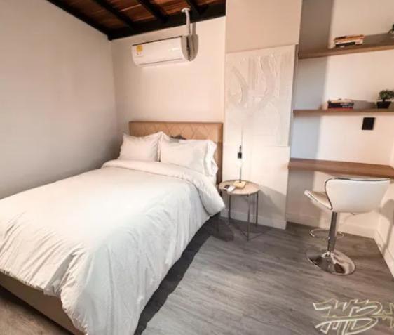 Apartamento Duplex con terraza, jacuzzi y minigolf, Poblado Medellin - Apartment - 9