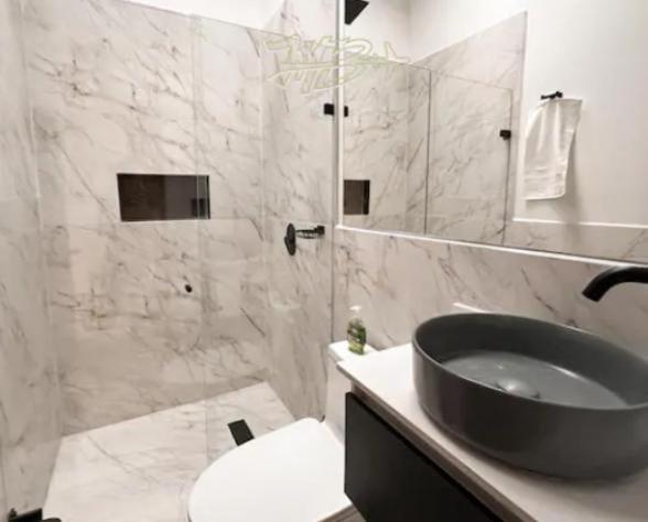 Apartamento Duplex con terraza, jacuzzi y minigolf, Poblado Medellin - Apartment - 20