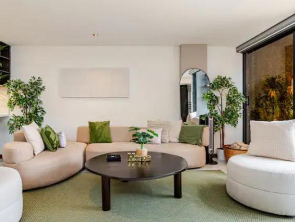 Apartamento Duplex con terraza, jacuzzi y minigolf, Poblado Medellin - Apartment - 25