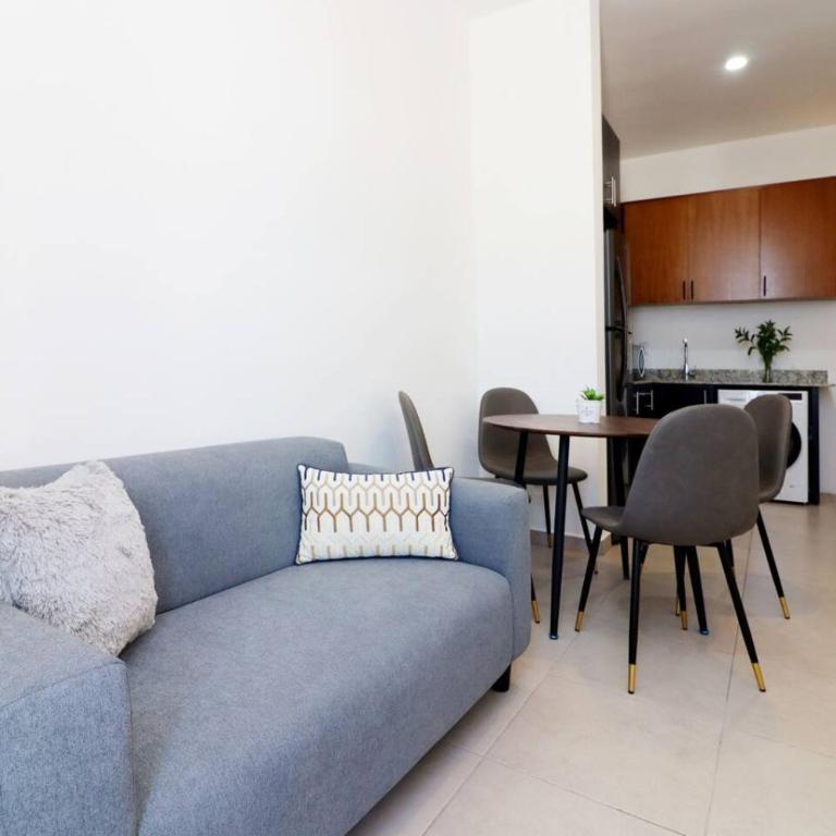 Acogedor departamento con balcon y alberca en roof - Apartamento - 5