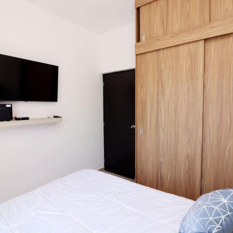 Acogedor departamento con balcon y alberca en roof - Apartamento - 11