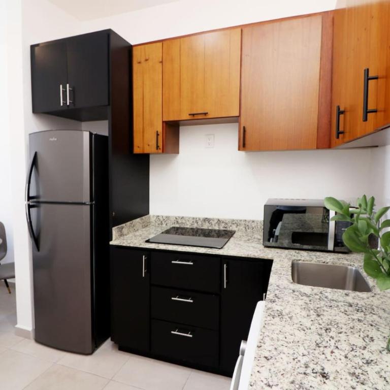 Acogedor departamento con balcon y alberca en roof - Apartamento - 12
