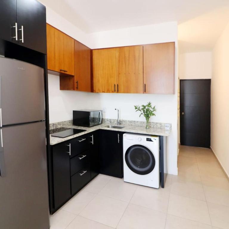 Acogedor departamento con balcon y alberca en roof - Apartamento - 17
