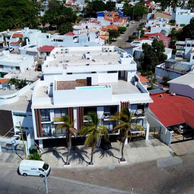 Acogedor departamento con balcon y alberca en roof - Apartamento - 27