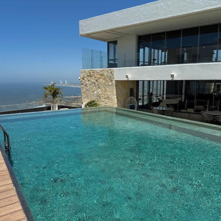 A Pie de Playa, Con Hermosas Vistas al Oceano - Apartamento - 64