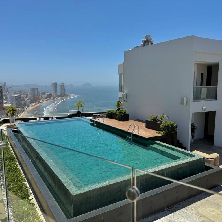 A Pie de Playa, Con Hermosas Vistas al Oceano - Apartamento - 77